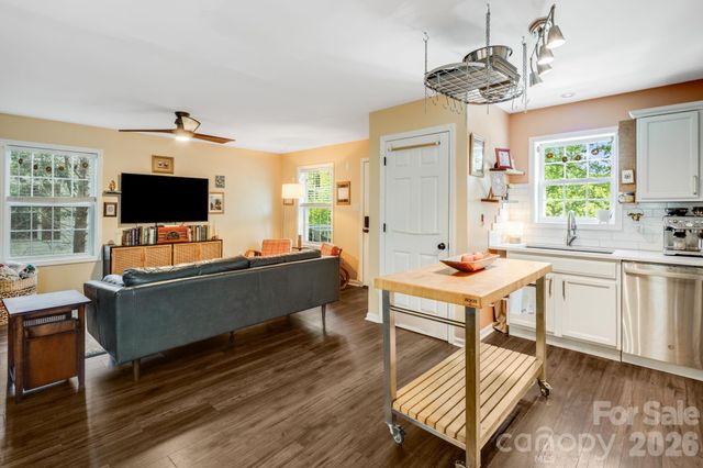 112 Shadowlawn Drive, Asheville, NC 28806