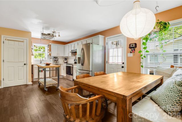 112 Shadowlawn Drive, Asheville, NC 28806