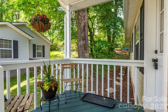 112 Shadowlawn Drive, Asheville, NC 28806
