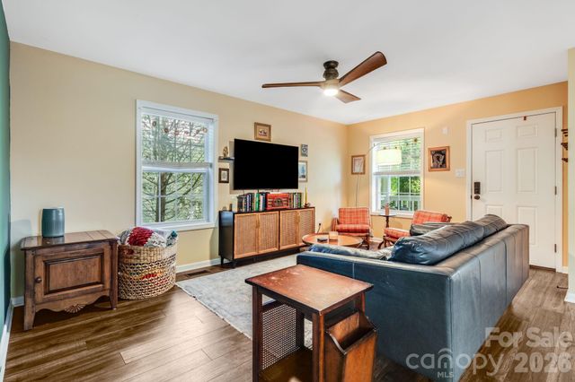 112 Shadowlawn Drive, Asheville, NC 28806