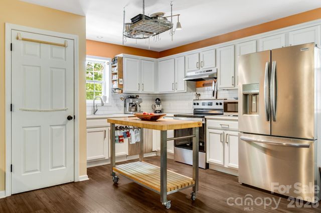 112 Shadowlawn Drive, Asheville, NC 28806