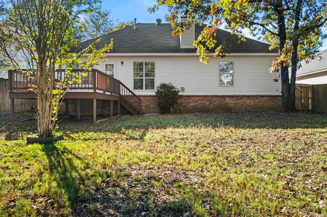 24 Zircon Drive, Maumelle, AR 72113