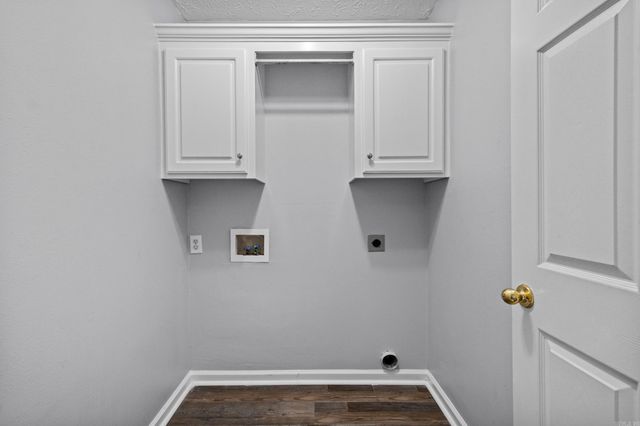 24 Zircon Drive, Maumelle, AR 72113