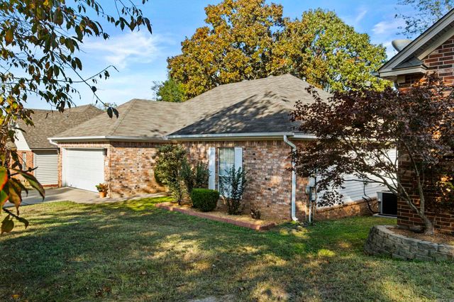 24 Zircon Drive, Maumelle, AR 72113