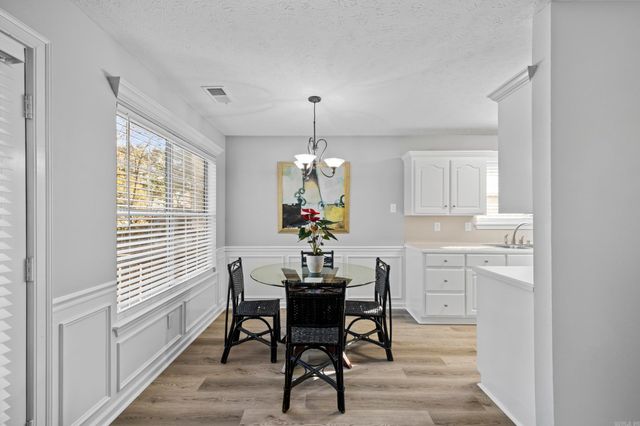 24 Zircon Drive, Maumelle, AR 72113