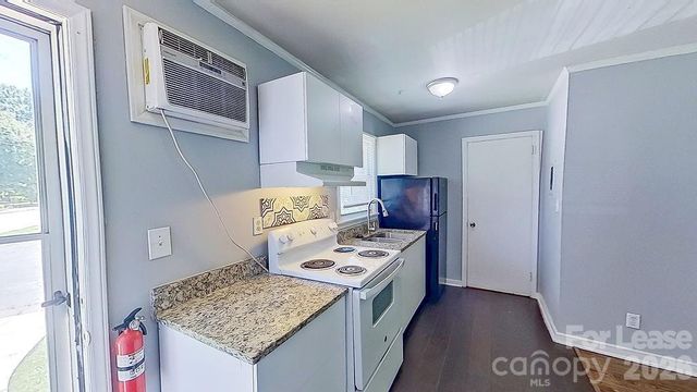 3402 Craig Avenue, Charlotte, NC 28211