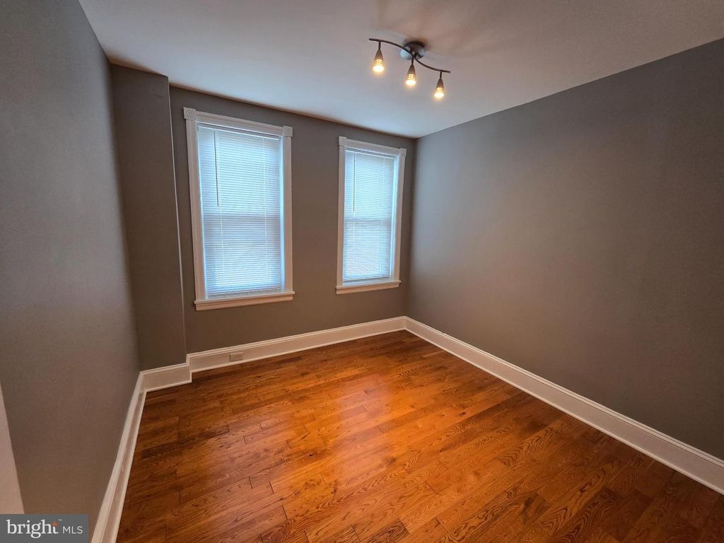 2251 S HEMBERGER ST, Philadelphia, PA 19145