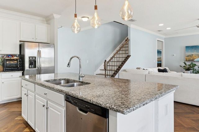 18799 HENEQUEN LANE SE, Spring Hill, FL 34610