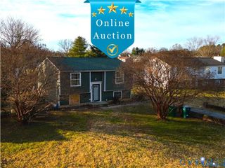 202 Hollymead Ct, Henrico, VA 23223