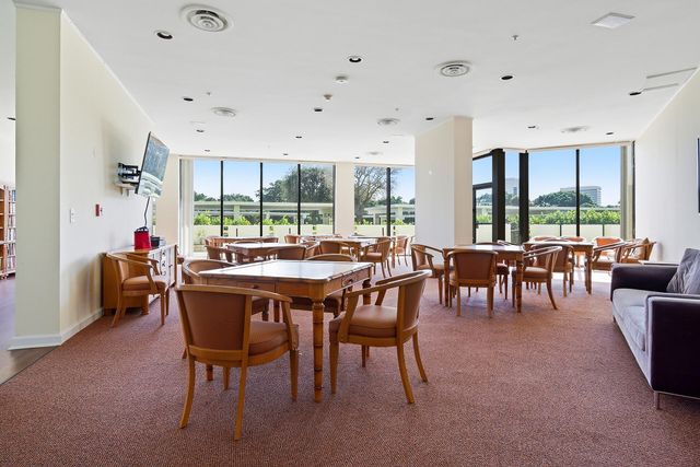 1900 Consulate Place 1005, West Palm Beach, FL 33401