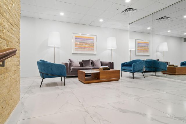 1900 Consulate Place 1005, West Palm Beach, FL 33401