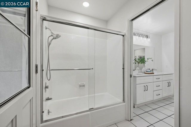 3927 Woodside Ct, Lafayette, CA 94549