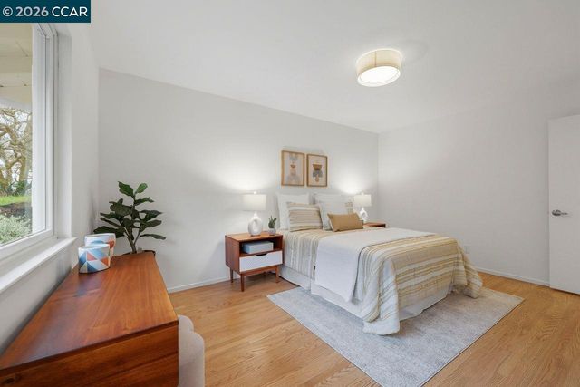 3927 Woodside Ct, Lafayette, CA 94549