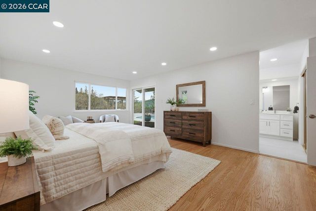 3927 Woodside Ct, Lafayette, CA 94549