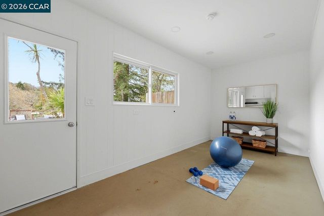 3927 Woodside Ct, Lafayette, CA 94549