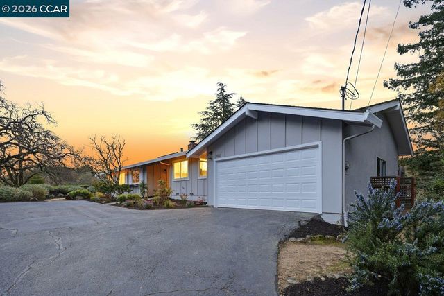 3927 Woodside Ct, Lafayette, CA 94549