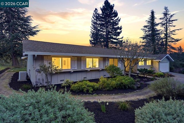 3927 Woodside Ct, Lafayette, CA 94549