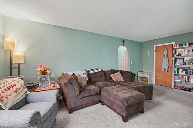 4722 Fairfield Avenue, Fairfield, OH 45014