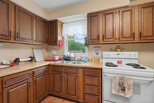 4722 Fairfield Avenue, Fairfield, OH 45014