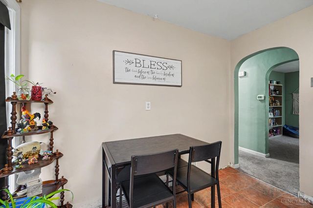 4722 Fairfield Avenue, Fairfield, OH 45014
