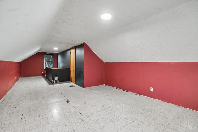 4722 Fairfield Avenue, Fairfield, OH 45014
