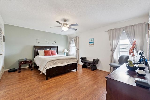 1581 OAKVIEW CIRCLE SE, Winter Haven, FL 33880