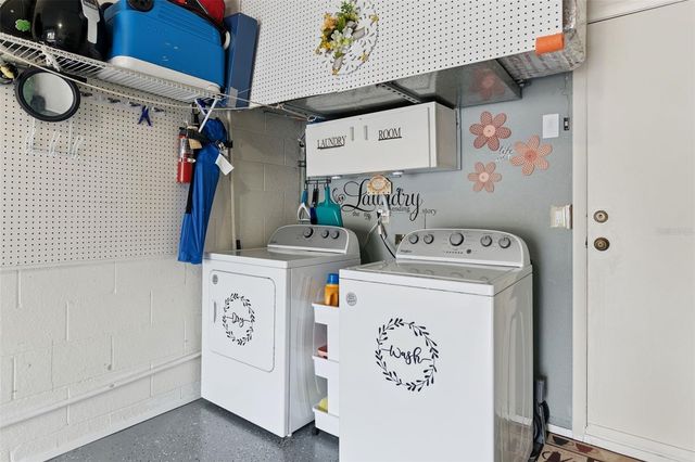 1581 OAKVIEW CIRCLE SE, Winter Haven, FL 33880