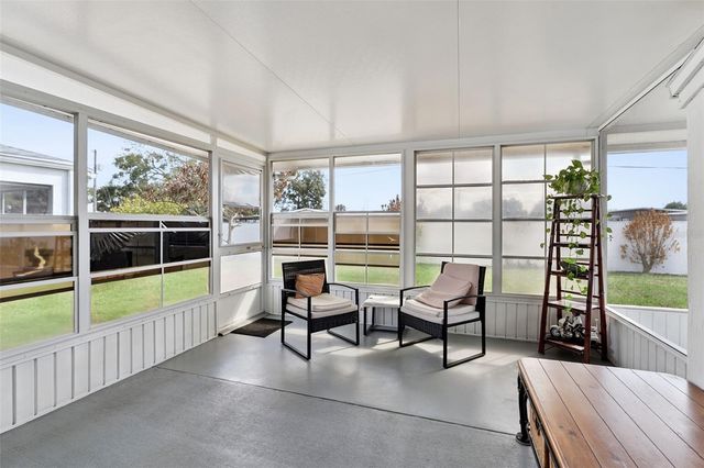 1581 OAKVIEW CIRCLE SE, Winter Haven, FL 33880