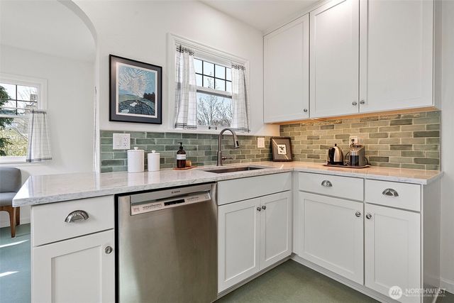 3324 N 28th Street, Tacoma, WA 98407