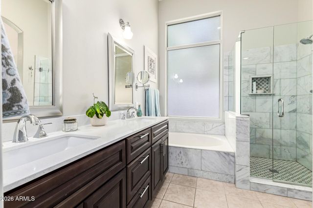 1461 W ARMSTRONG Way, Chandler, AZ 85286