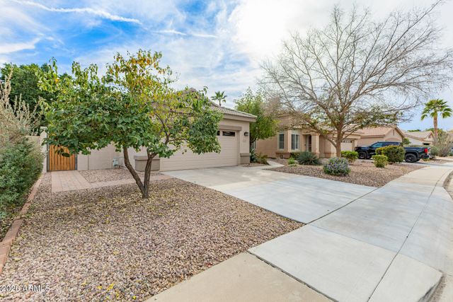 1461 W ARMSTRONG Way, Chandler, AZ 85286