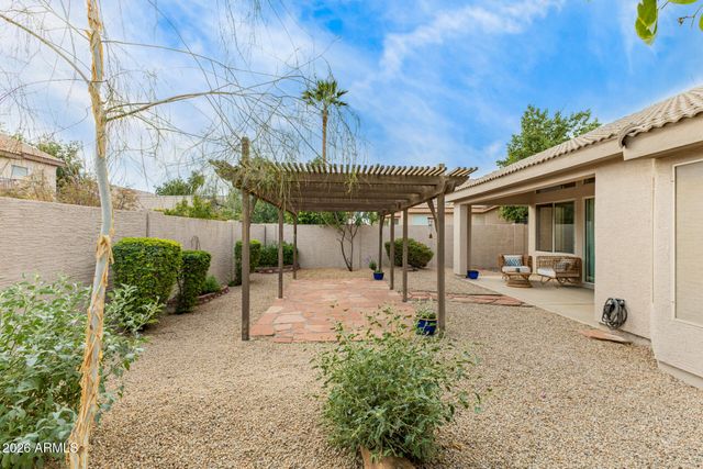 1461 W ARMSTRONG Way, Chandler, AZ 85286