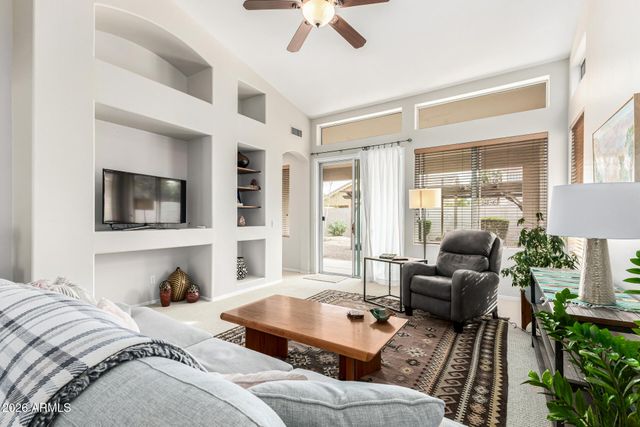 1461 W ARMSTRONG Way, Chandler, AZ 85286