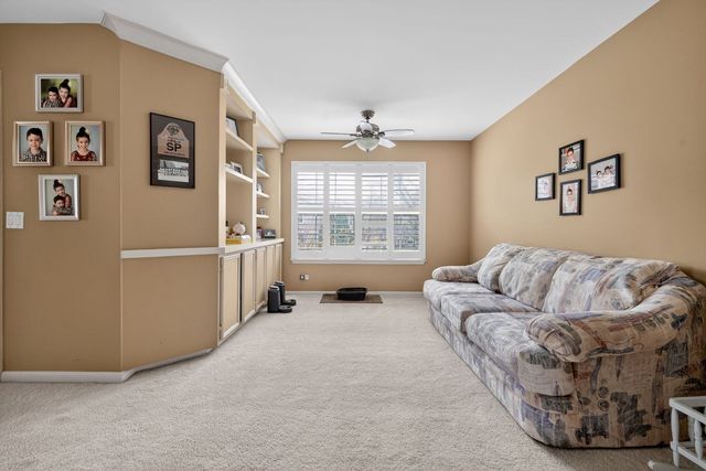 2072 Inverness Drive, Vernon Hills, IL 60061