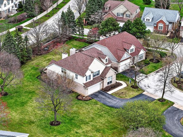 2072 Inverness Drive, Vernon Hills, IL 60061