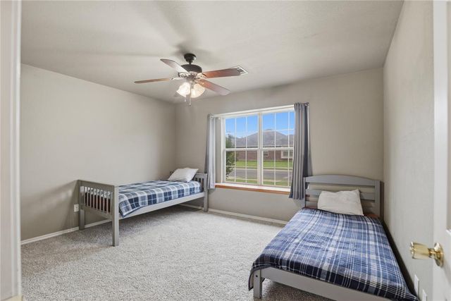 21969 Homesteaders Place, Edmond, OK 73012