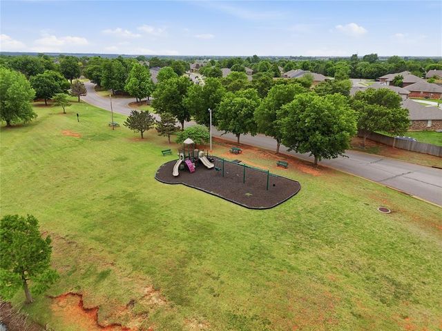 21969 Homesteaders Place, Edmond, OK 73012