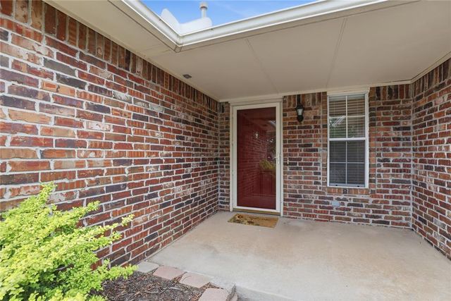 21969 Homesteaders Place, Edmond, OK 73012
