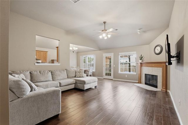21969 Homesteaders Place, Edmond, OK 73012