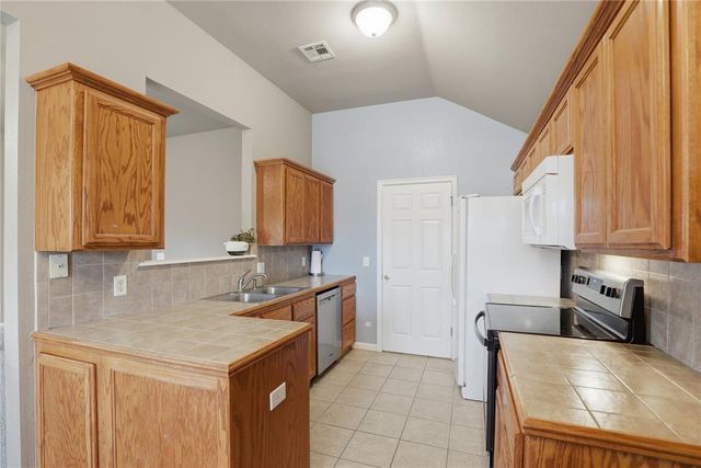 21969 Homesteaders Place, Edmond, OK 73012