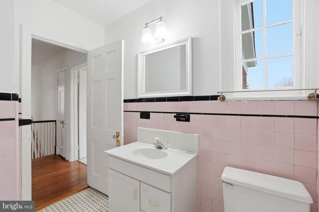 6117 WESTERN AVE NW, Washington, DC 20015