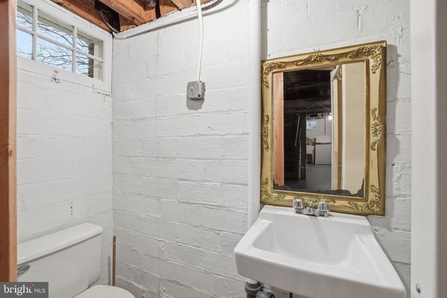 6117 WESTERN AVE NW, Washington, DC 20015