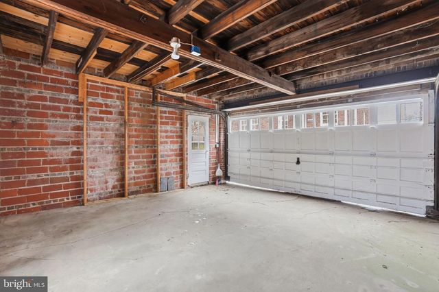 6117 WESTERN AVE NW, Washington, DC 20015