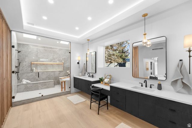 1975 E GUNDERSON LN, Holladay, UT 84124