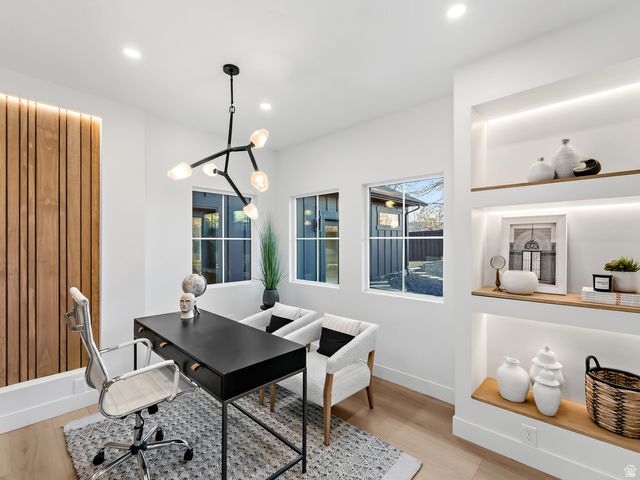 1975 E GUNDERSON LN, Holladay, UT 84124