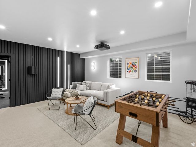 1975 E GUNDERSON LN, Holladay, UT 84124