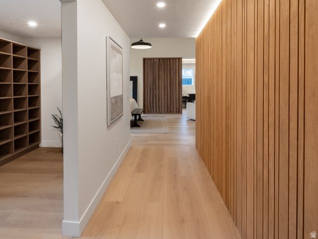 1975 E GUNDERSON LN, Holladay, UT 84124