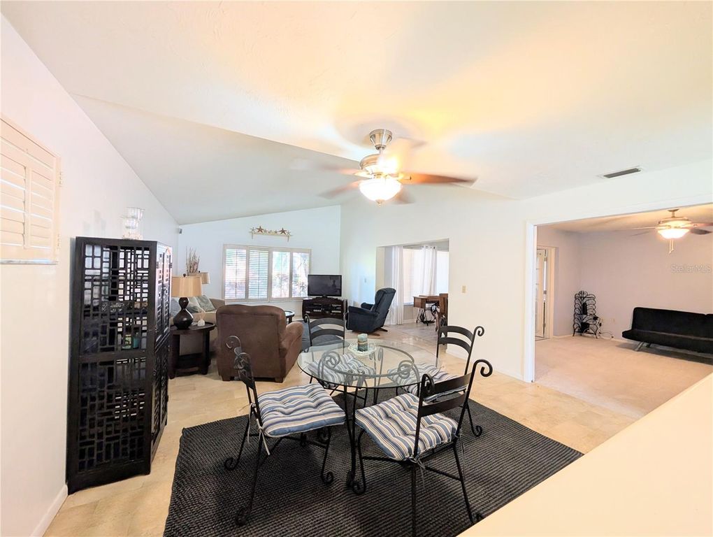 Image 13 of property listing at 3426 WOOD OWL CIRCLE 73B, Bradenton, FL 34210