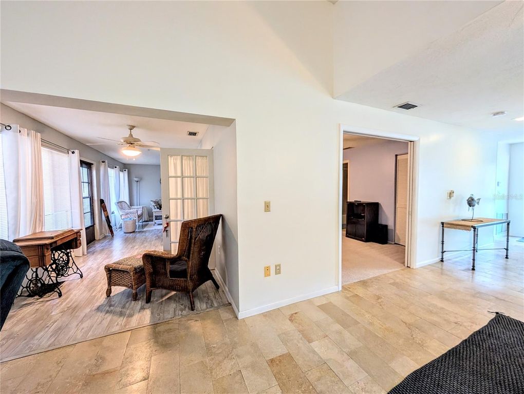 Image 17 of property listing at 3426 WOOD OWL CIRCLE 73B, Bradenton, FL 34210