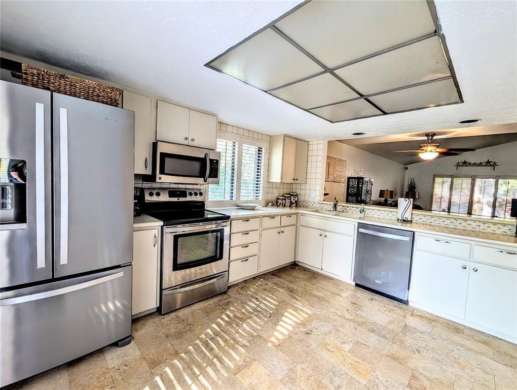 Image 4 of property listing at 3426 WOOD OWL CIRCLE 73B, Bradenton, FL 34210